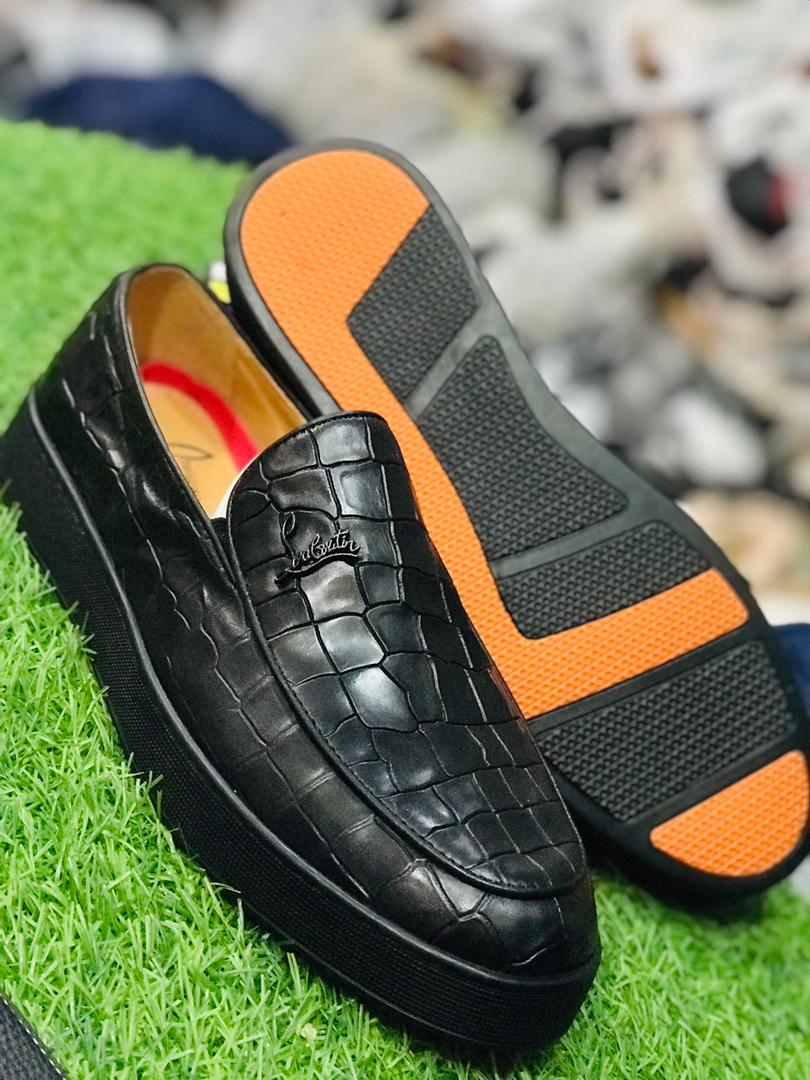  Chaussure Noir vernis 