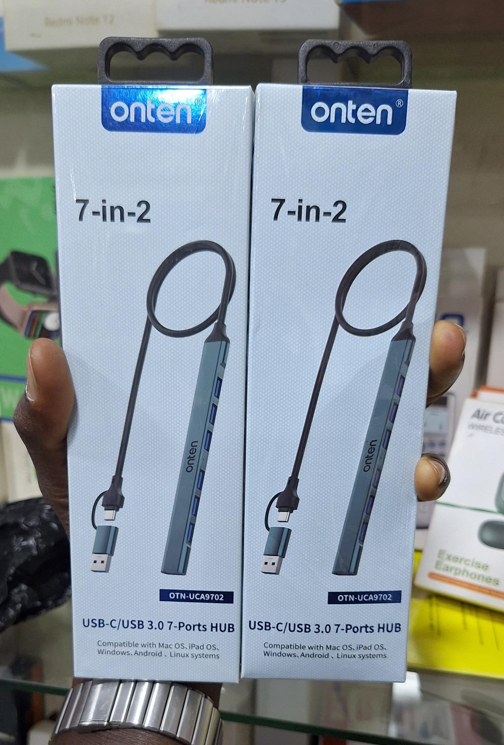 Hub 2 en 1 avec adaptateur USB/USB-C de ONTEN