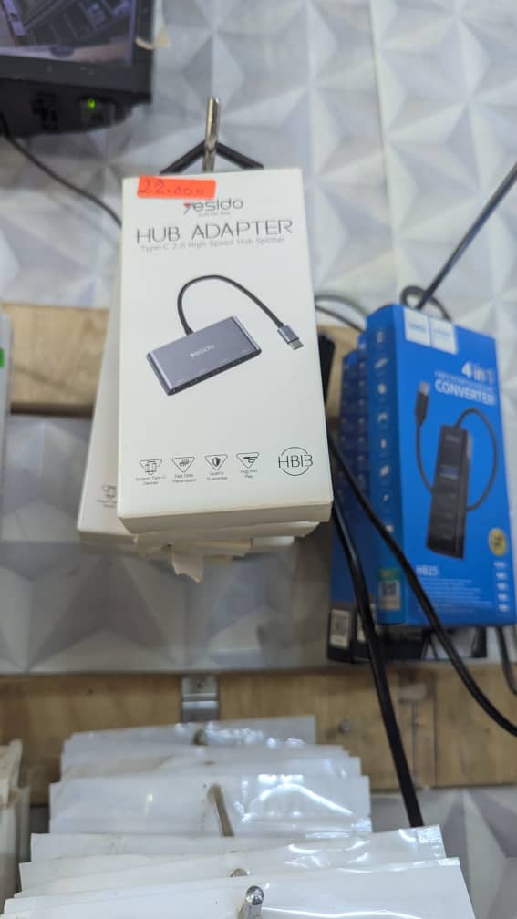 USB-C Hub adaptateur HB13 de YESIDO 